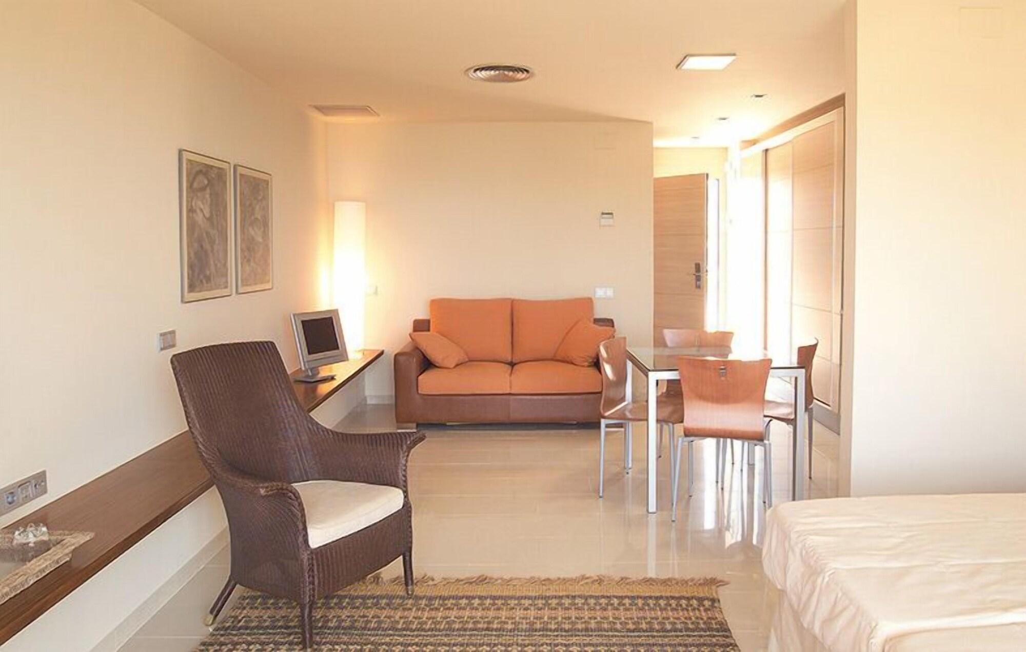Ohtels Les Oliveres El Perello  Bagian luar foto